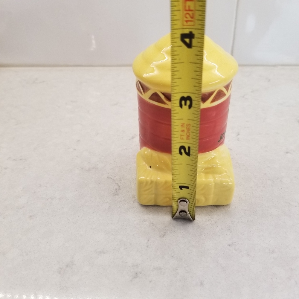 John Deere Salt and Pepper Shaker - Picture 8 of 11